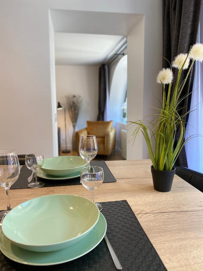 Le Royal 4 - Apartment For 4 People In The City Center Annecy Dış mekan fotoğraf